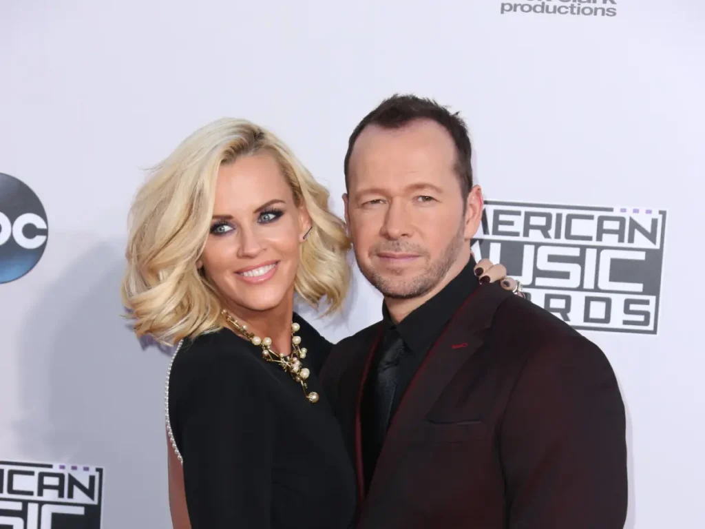 Jenny McCarthy Says She Prayed to God Before Meeting Husband Donnie Wahlberg