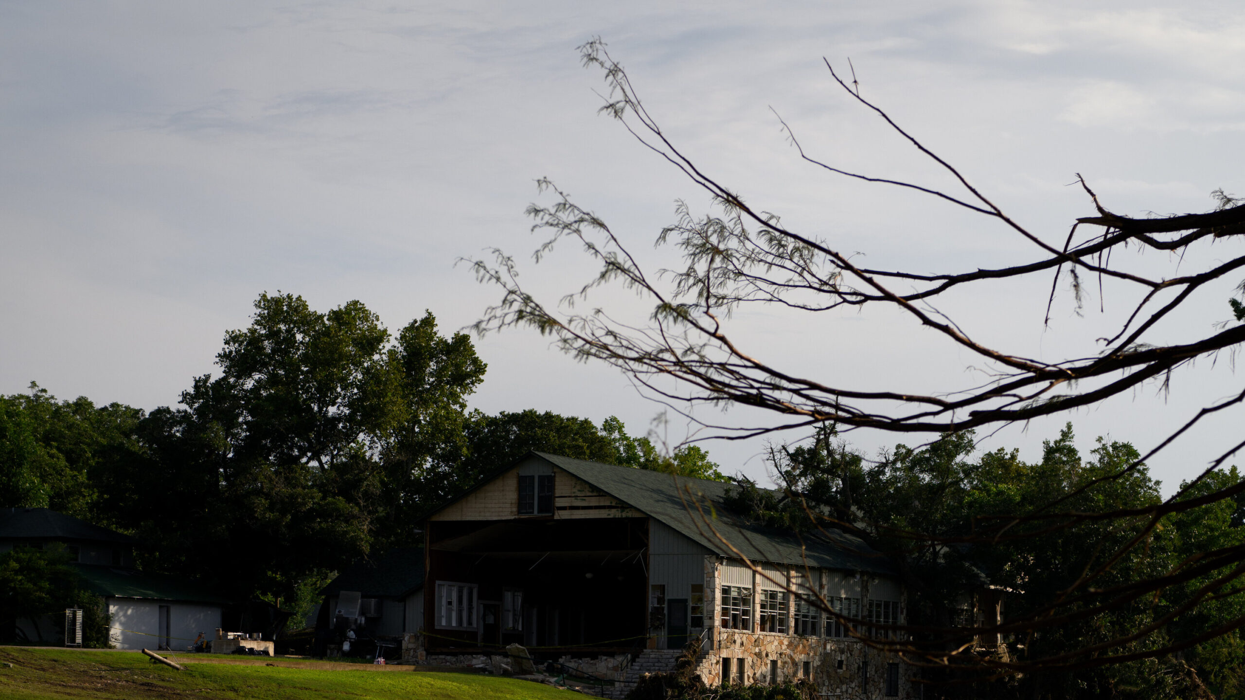 How Two Cabins Turned Into an Epicenter of Grief