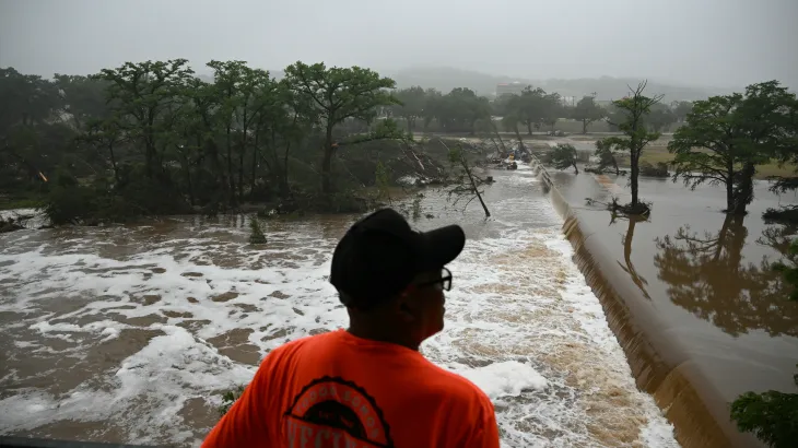 Search for Texas missing children continues as toll from floods rises to 43