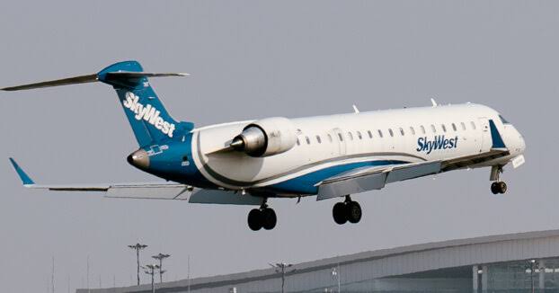 Plane Is Diverted After Man Threatens to Kill Flight Attendant, Authorities Say